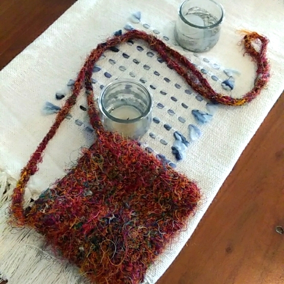 NWT KATHMANDU IMPORTS COOL BOHO RECYCLED NUBBY SILK SMALL CROSSBODY PURSE. 6"×6" - Picture 2 of 6